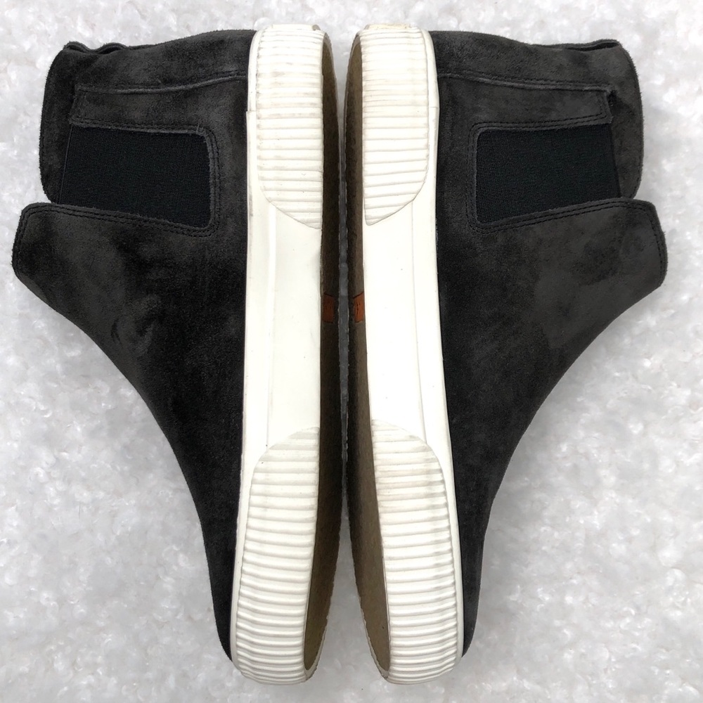 NWOB VINCE Kelowna Chelsea High Top Suede Sneakers - Picture 4 of 8